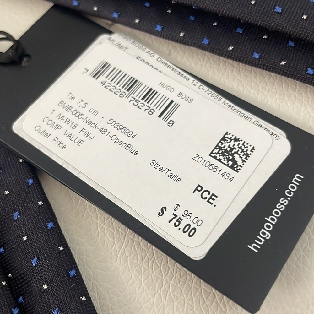 Hugo Boss Tie - Picture 4 of 5